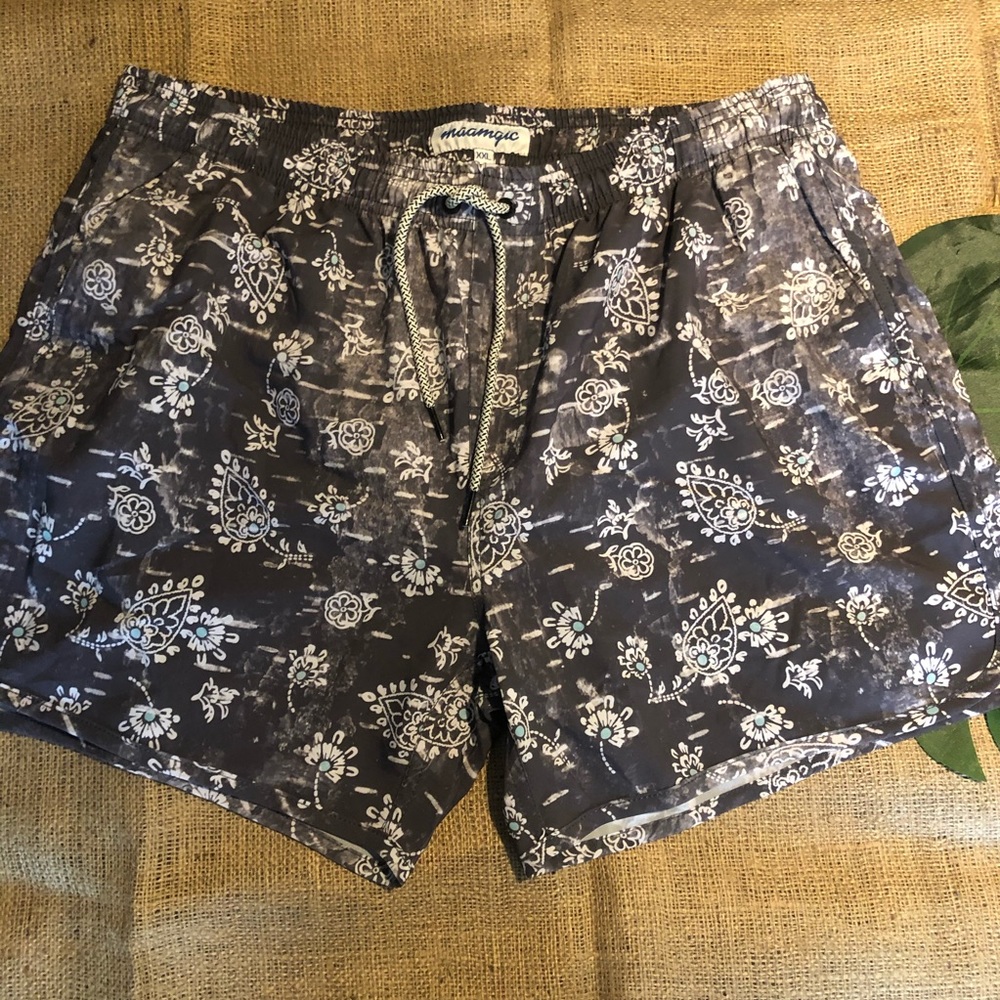 Maamgic swim shorts size XXL
